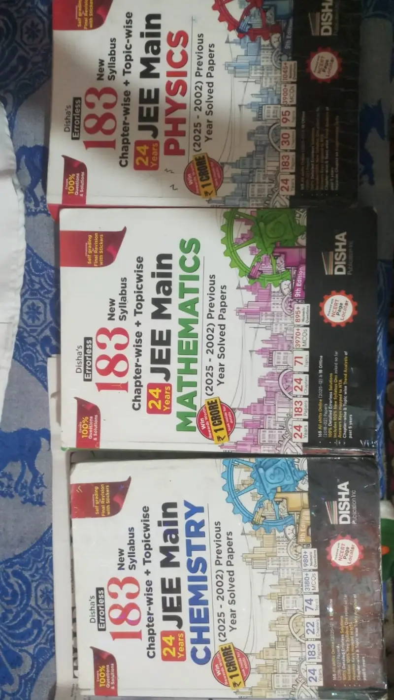 Buy Second Hand DISHA JEE MAINS AND ADVANCED set of 3 in palam colony - Bookaao