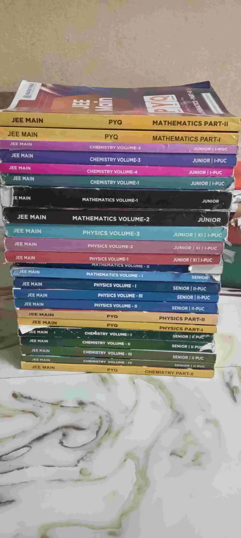 Buy Second Hand JEE mains  1st year and 3nd yeal books with IPE in hyderabad - Bookaao