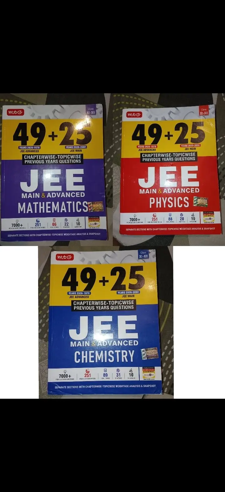 Buy Second Hand Jee pyq mains advanced mtg latest edition in Jaipur Municipal Corporation - Bookaao