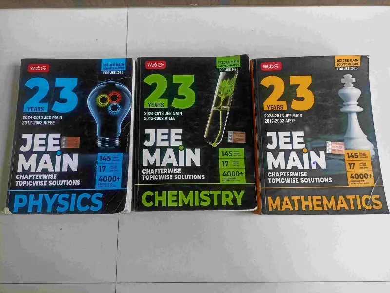 Buy Second Hand MTG 23 yrs JEEmains pyqs chapterwise & topicwise in Nagpur - Bookaao