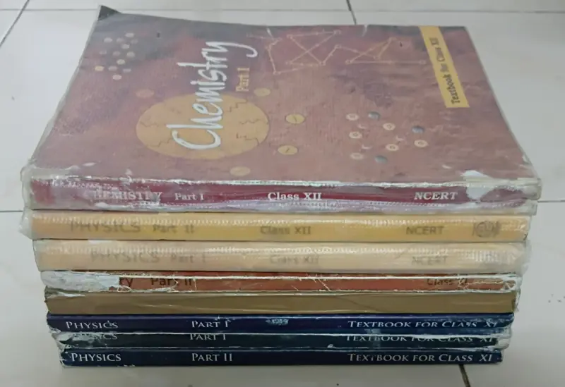Buy Second Hand NCERT CBSE Class 11 and 12 Physics and Chemistry b in Madurai - Bookaao
