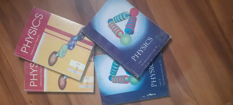 Buy Second Hand NCERT PHYSICS 11TH AND 12TH CLASS OLD EDITION in Bhopal - Bookaao