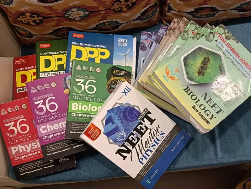 Buy Second Hand NEET study material in Gautam buddha Nagar - Bookaao