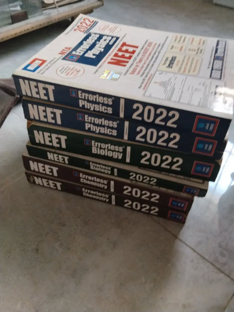 Buy Second Hand Neet study material in Raipur - Bookaao
