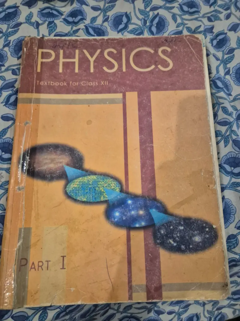 Buy Second Hand Physics part 1 class 12th in Gurugram - Bookaao