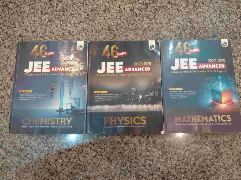 Buy Second Hand PW 46 YRS 2023-1978 JEE ADVANCED PCM PYQS in Pratapgarh - Bookaao