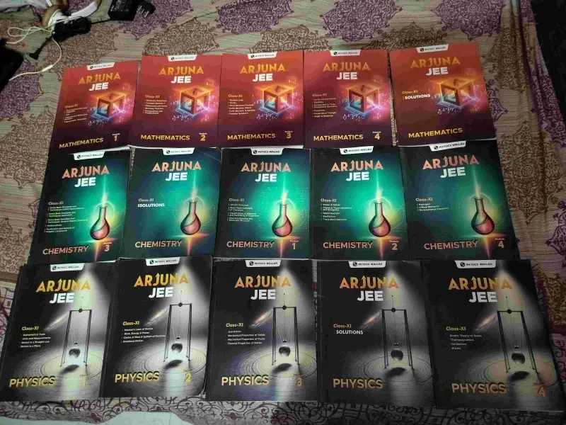Buy Second Hand Pw arjuna jee modules in Banbasa champawat - Bookaao