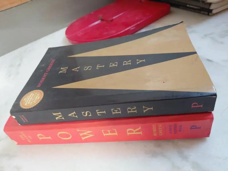 Buy Second Hand Robert Greene in North west Delhi - Bookaao