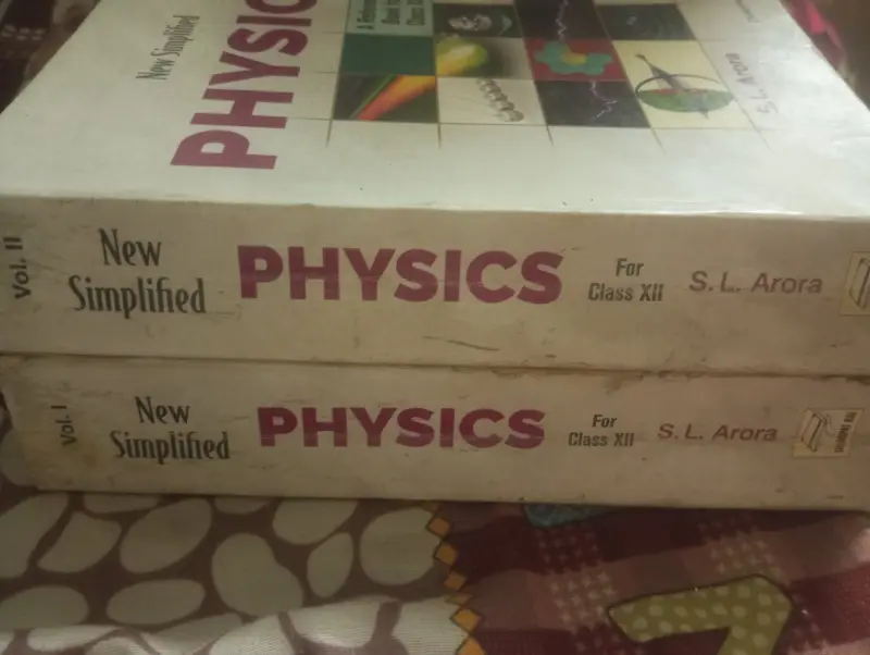 Buy Second Hand SL arora physics class 12 vol. 1 &2 in South Delhi - Bookaao