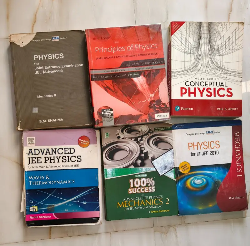 Buy Second Hand Ultimate Physics Prep JEE: Mechanics,Thermodynamic in Hyderabad - Bookaao