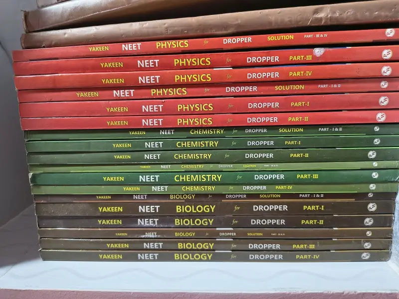 Buy Second Hand Yakeen NEET Module , set of 18 books in Ranchi - Bookaao